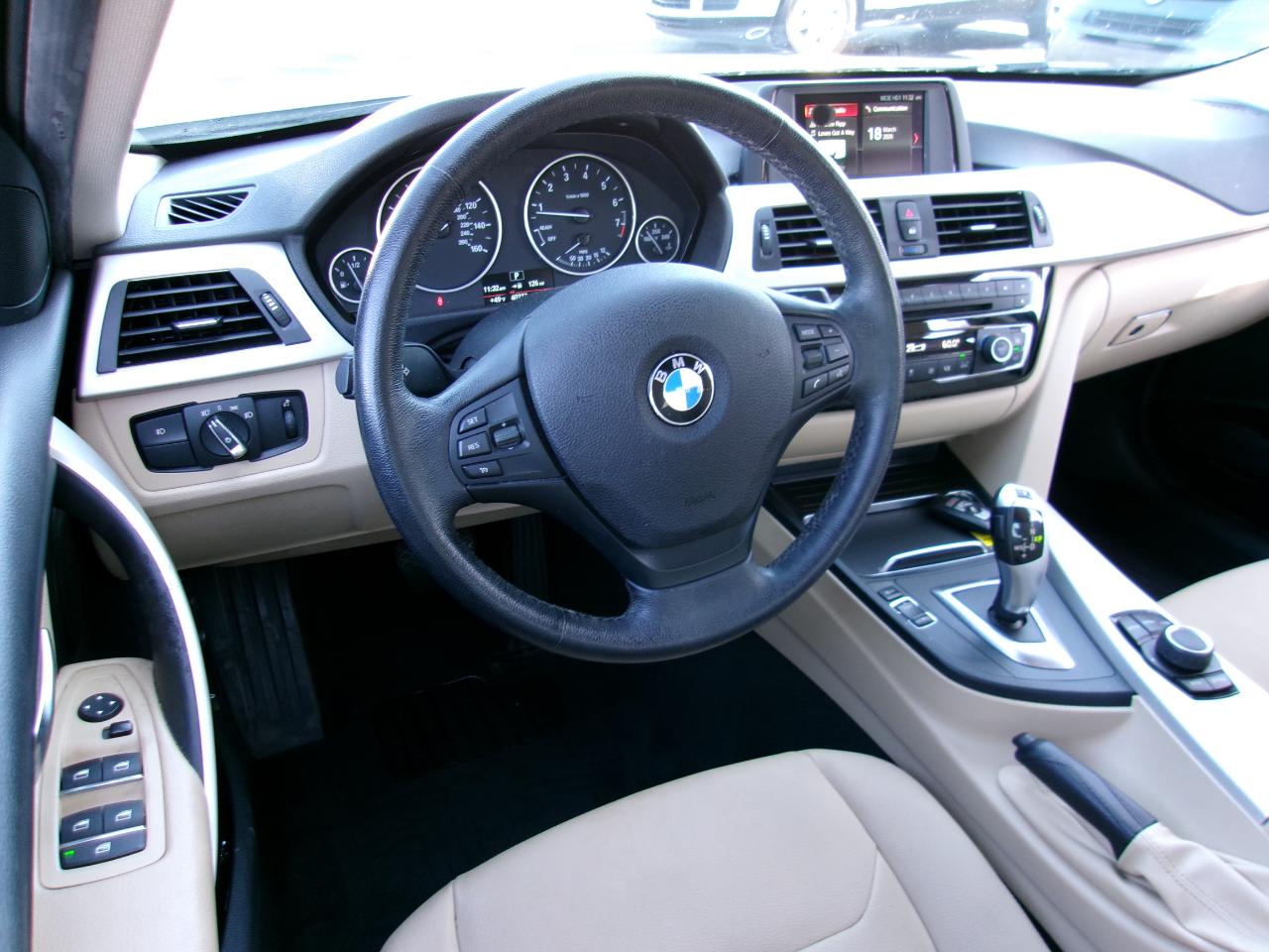 BMW 3-Series 320i xDrive Sedan 2018