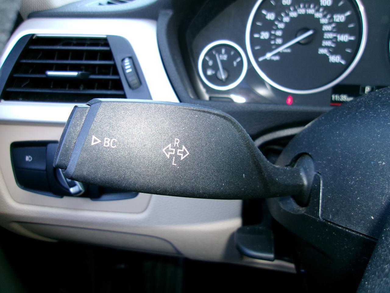 BMW 3-Series 320i xDrive Sedan 2018