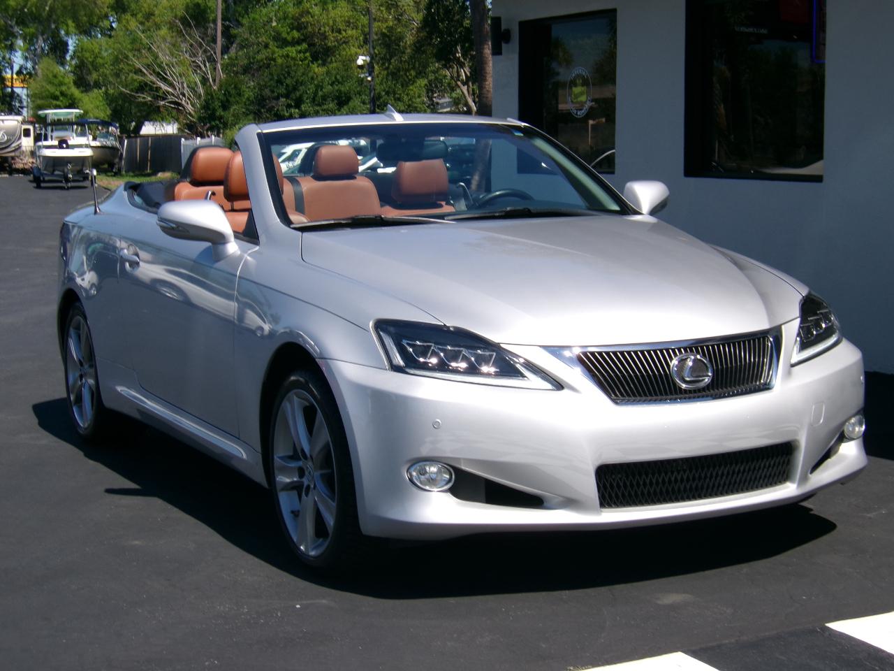 Lexus IS C 350 2012
