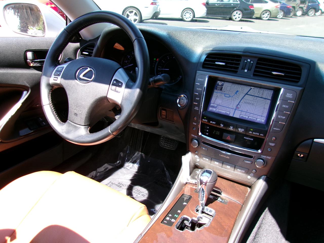 Lexus IS C 350 2012
