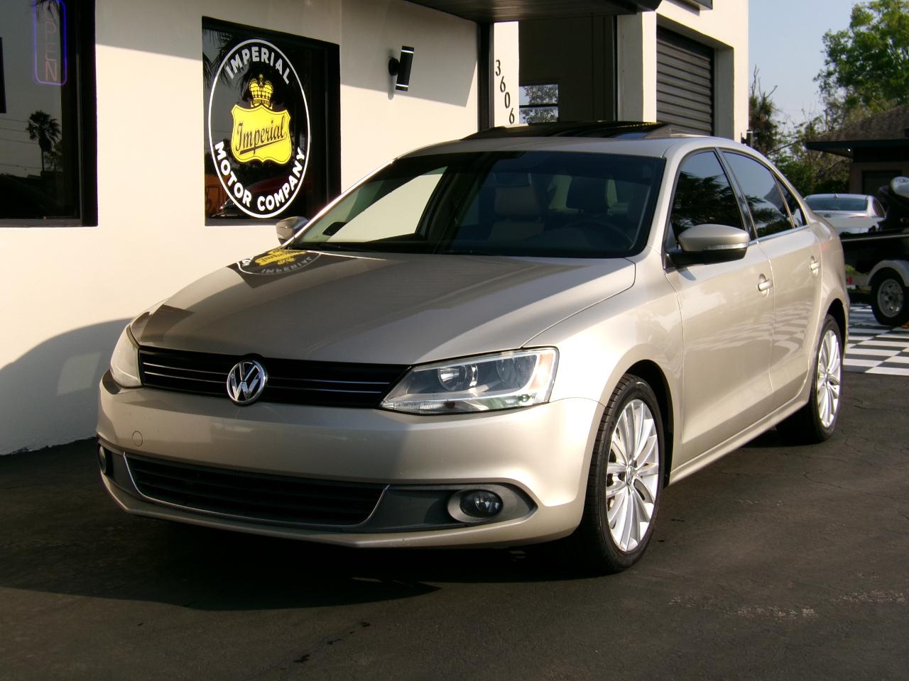 Volkswagen Jetta SEL PZEV 2013