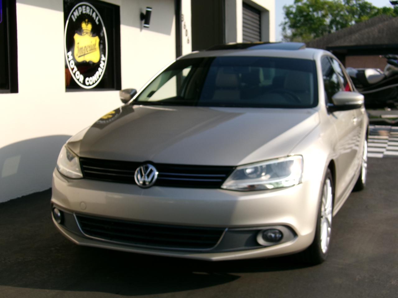 Volkswagen Jetta SEL PZEV 2013