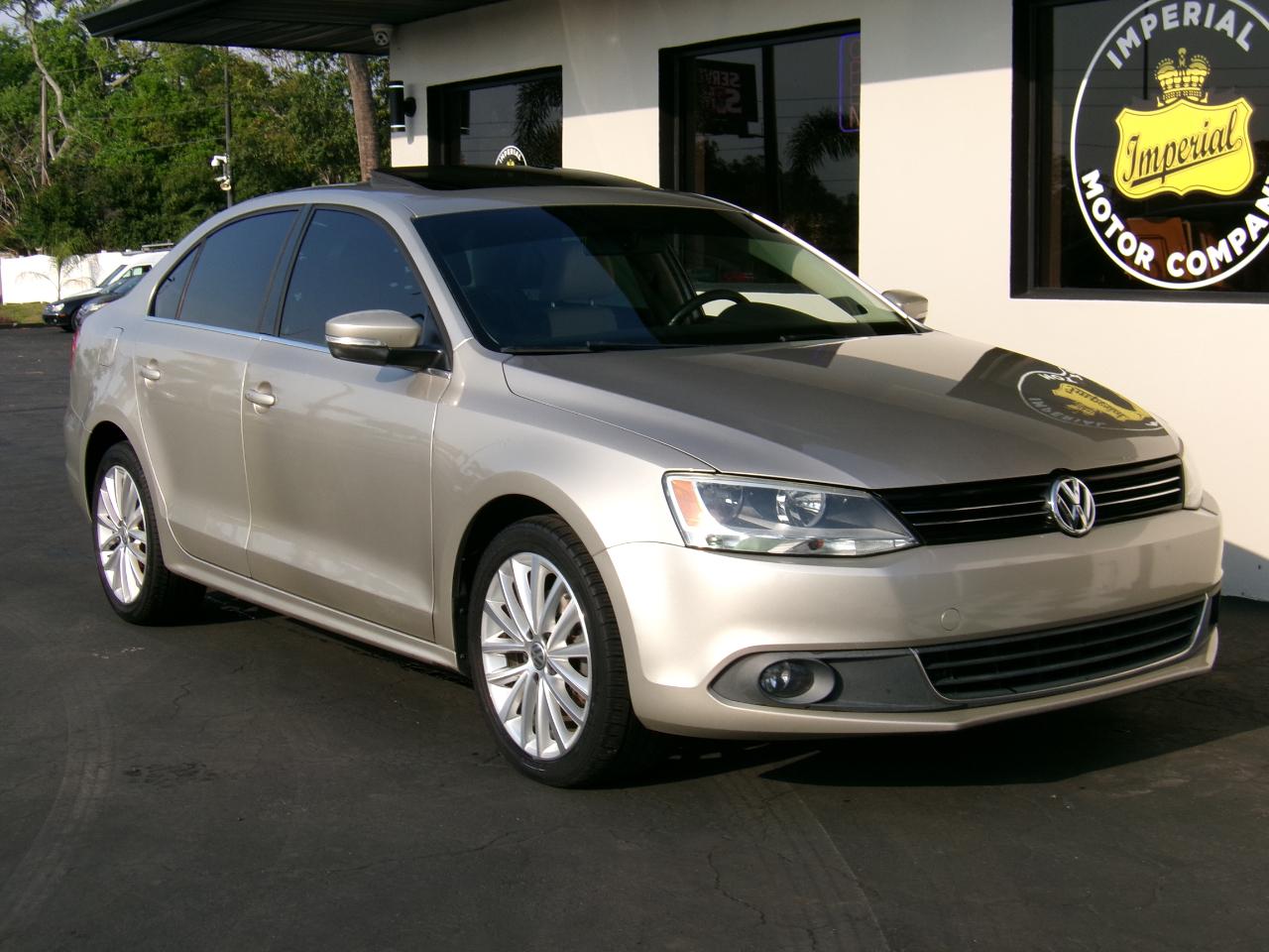 Volkswagen Jetta SEL PZEV 2013