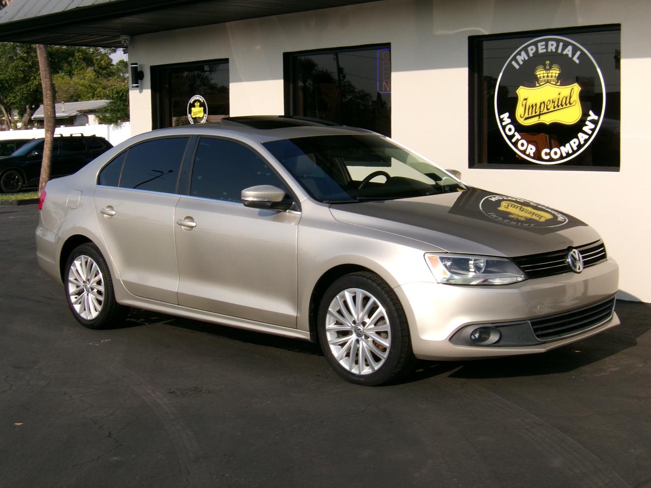 Volkswagen Jetta SEL PZEV 2013