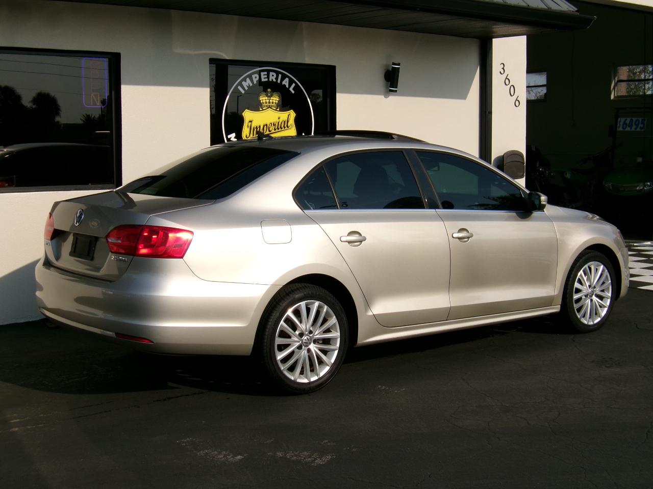 Volkswagen Jetta SEL PZEV 2013