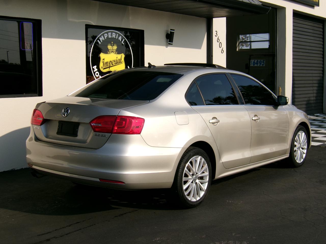 Volkswagen Jetta SEL PZEV 2013