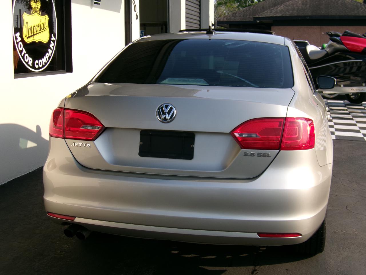 Volkswagen Jetta SEL PZEV 2013