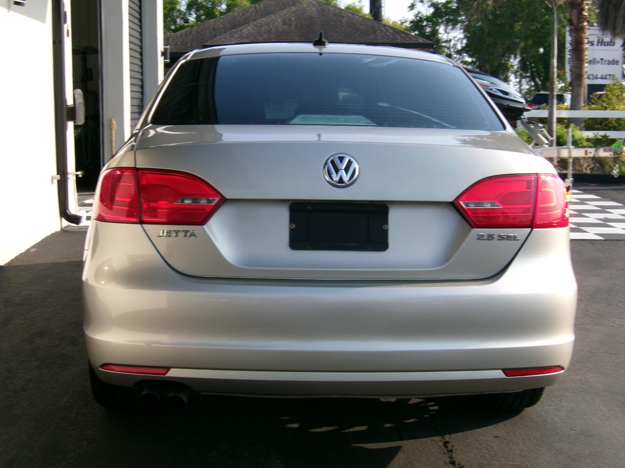 Volkswagen Jetta SEL PZEV 2013