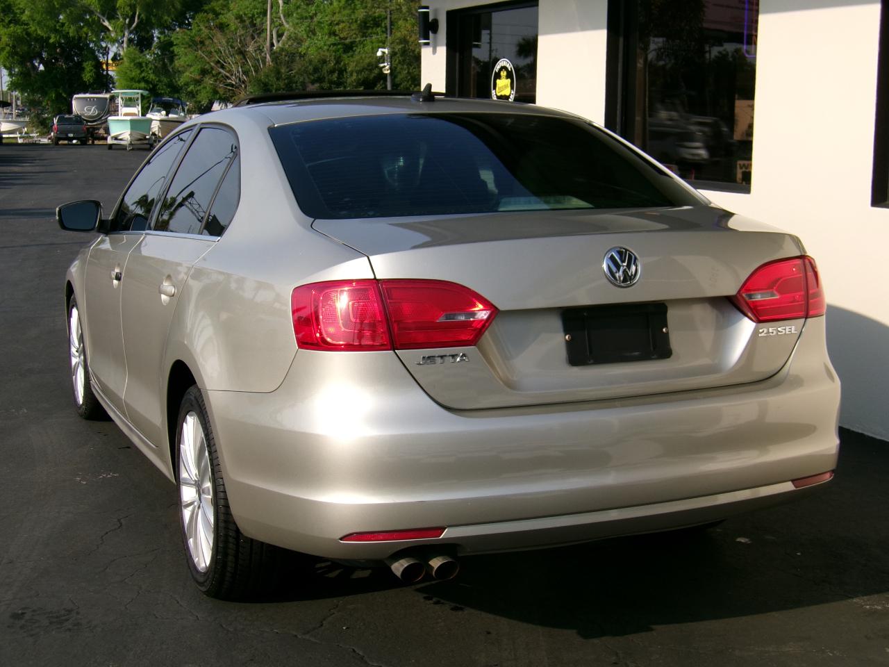 Volkswagen Jetta SEL PZEV 2013