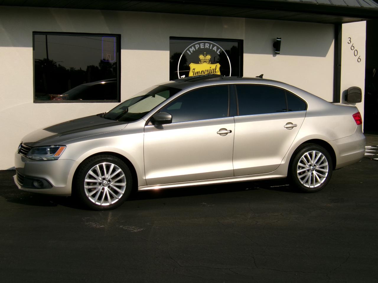 Volkswagen Jetta SEL PZEV 2013