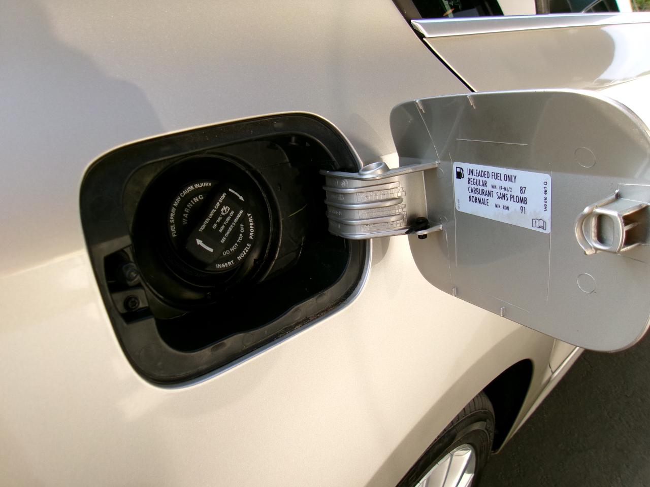 Volkswagen Jetta SEL PZEV 2013