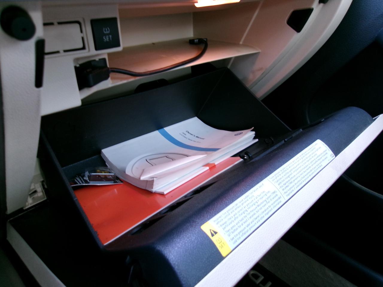 Volkswagen Jetta SEL PZEV 2013