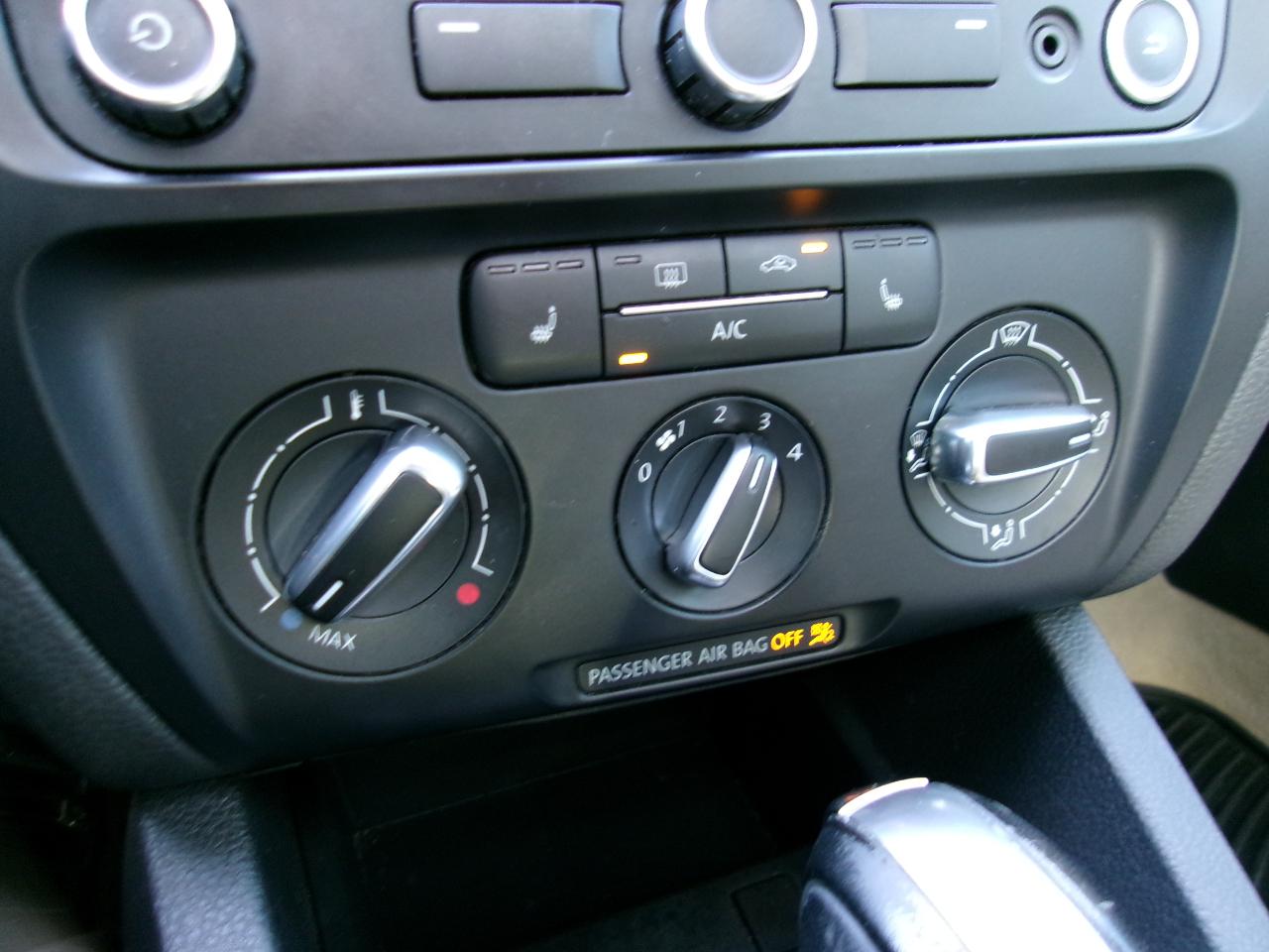 Volkswagen Jetta SEL PZEV 2013