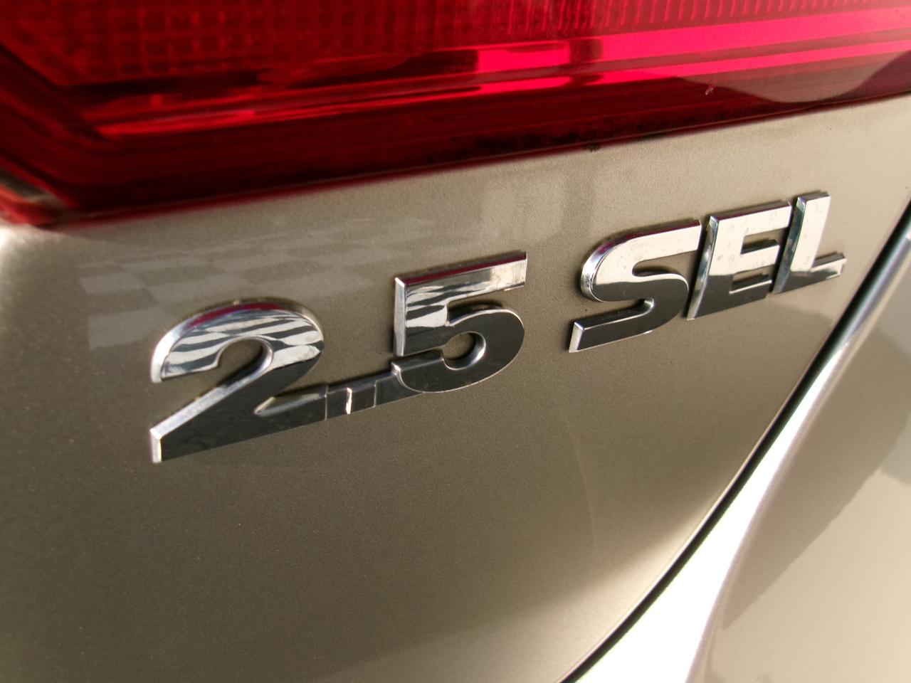 Volkswagen Jetta SEL PZEV 2013