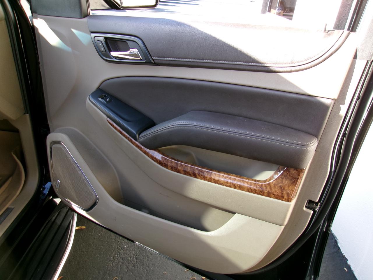 Chevrolet Suburban LTZ 1500 4WD 2015