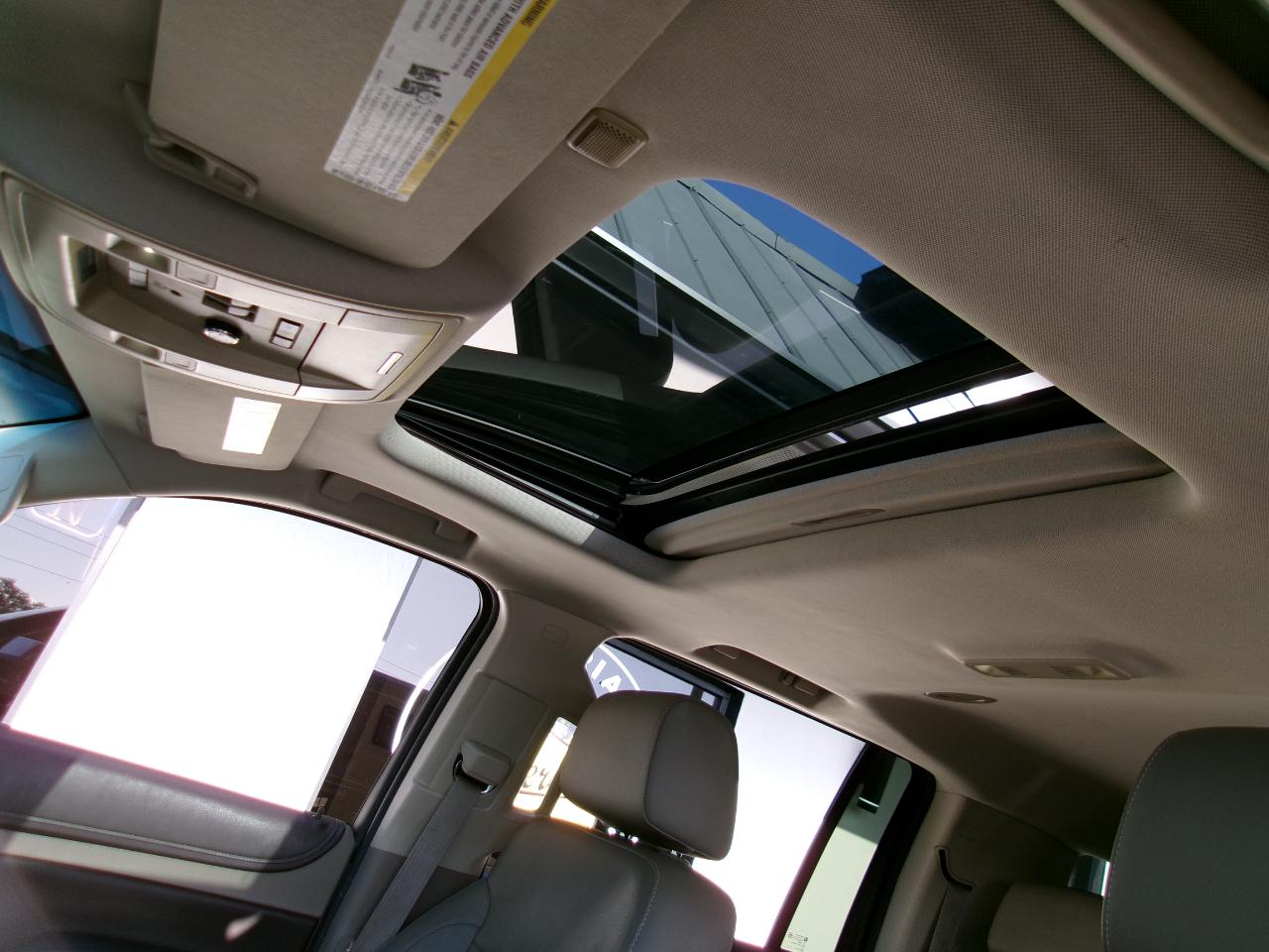 Chevrolet Suburban LTZ 1500 4WD 2015