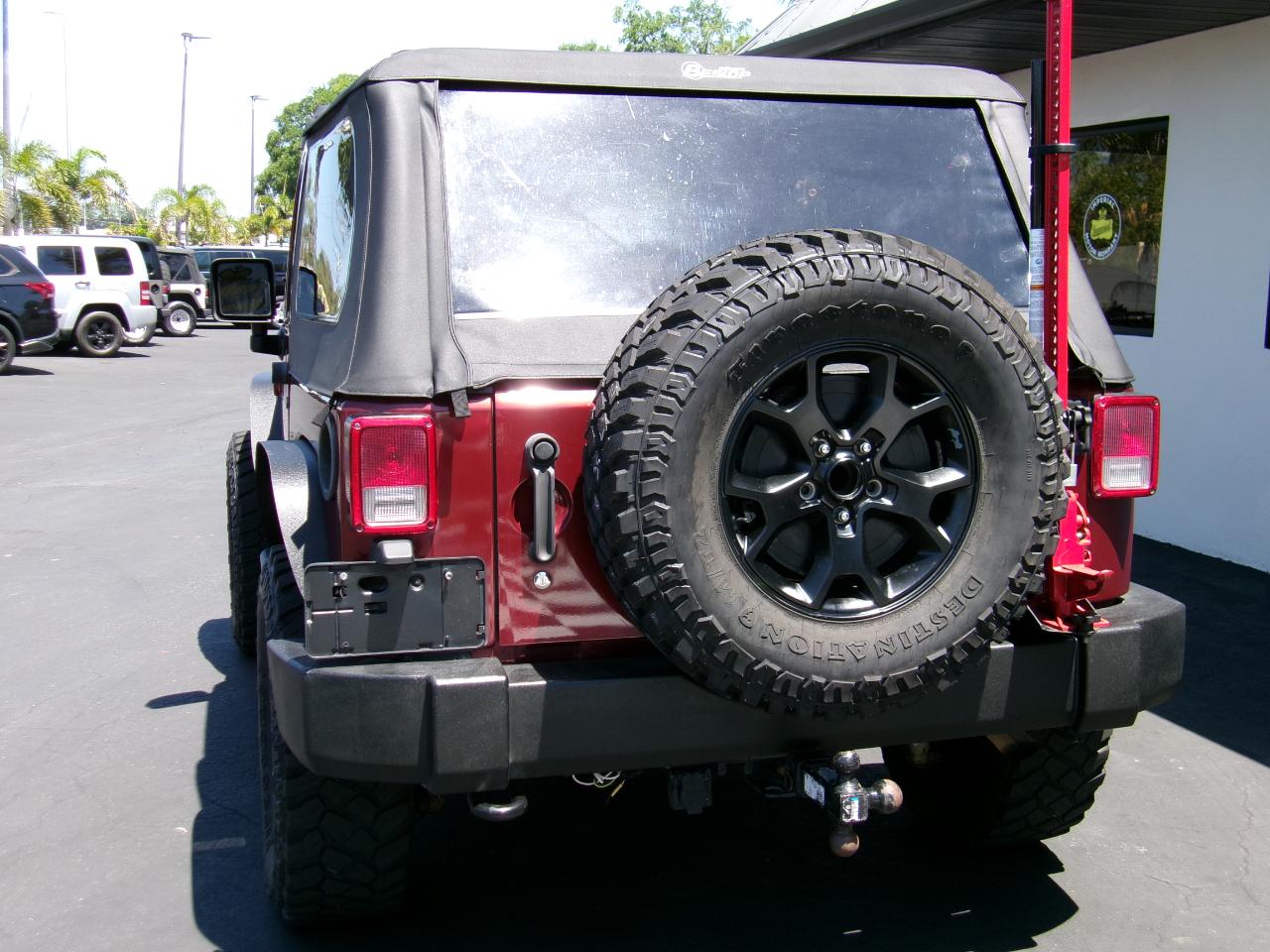 Jeep Wrangler Sport 4WD 2010
