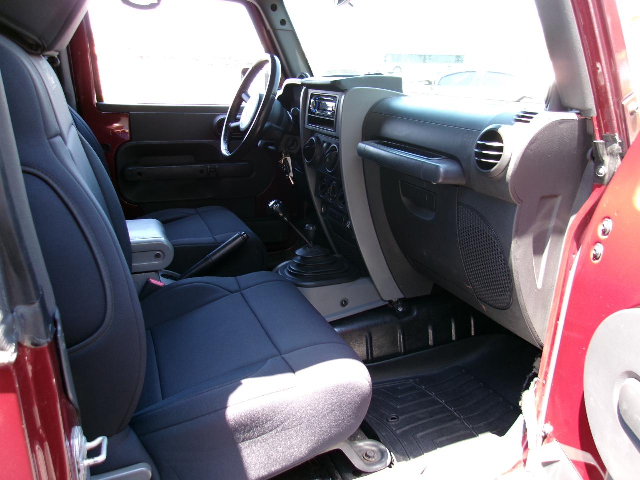 Jeep Wrangler Sport 4WD 2010