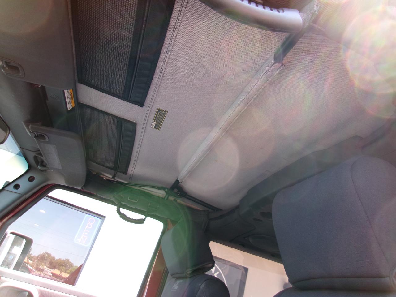 Jeep Wrangler Sport 4WD 2010