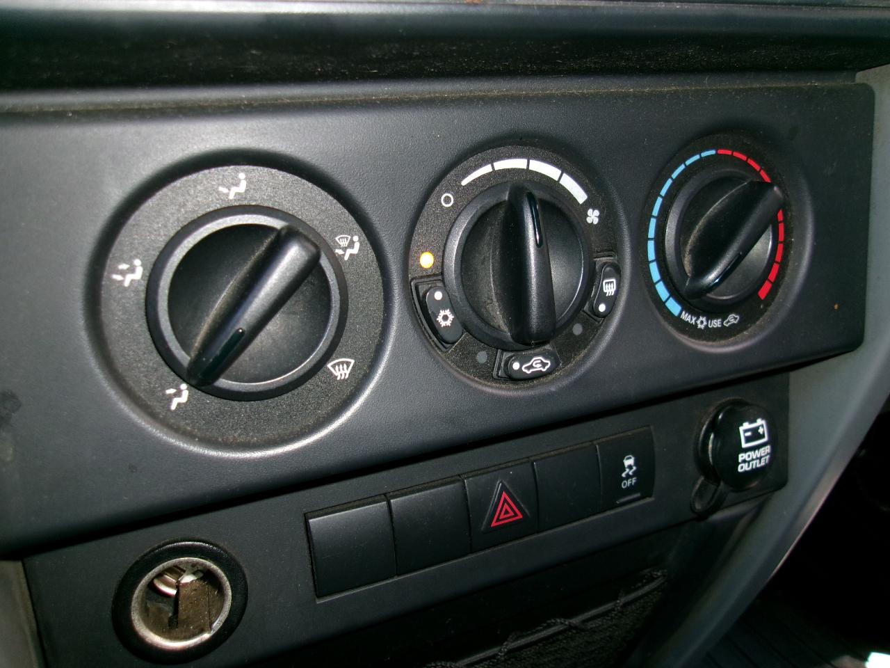 Jeep Wrangler Sport 4WD 2010