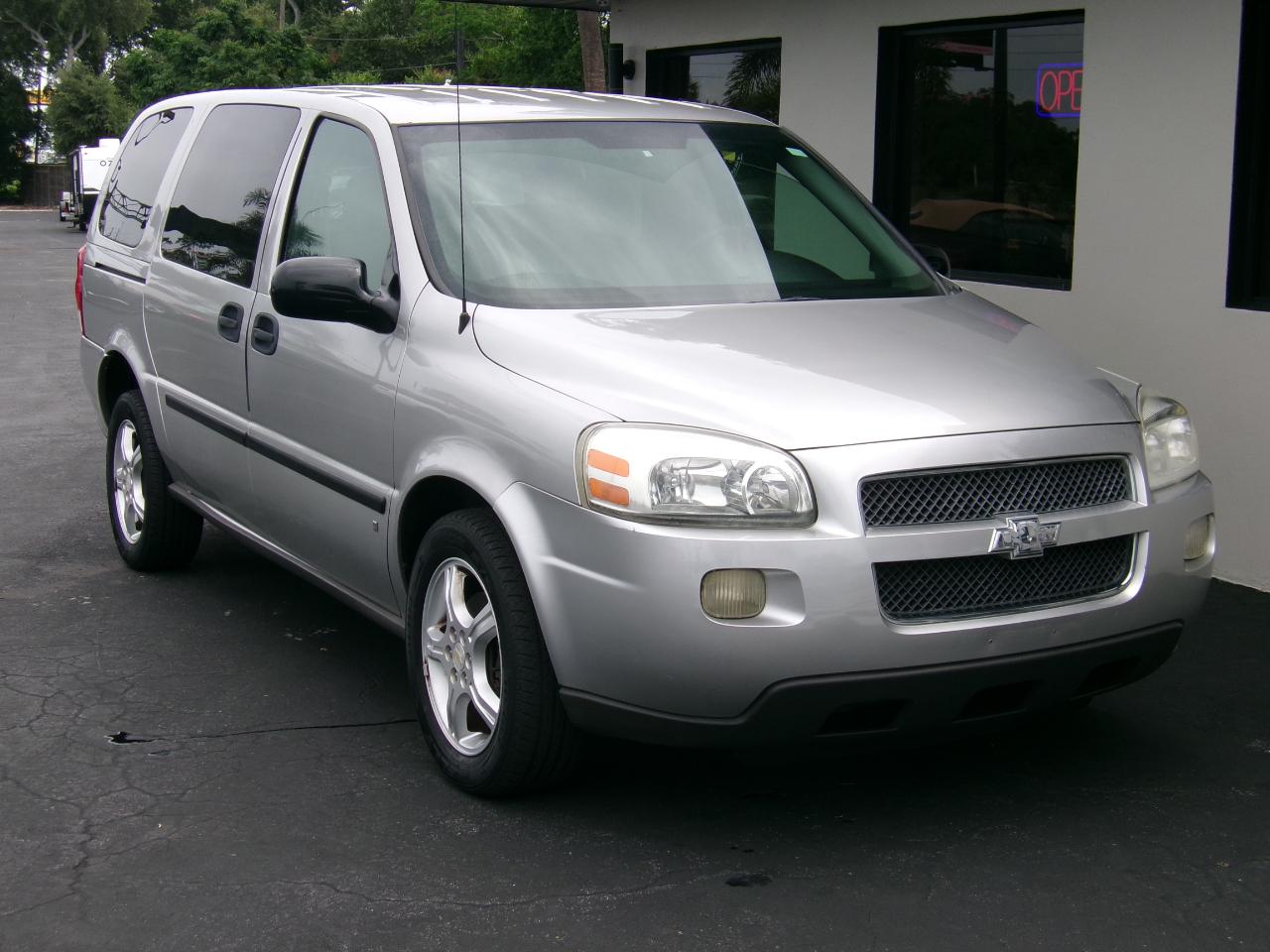 Chevrolet Uplander  2008