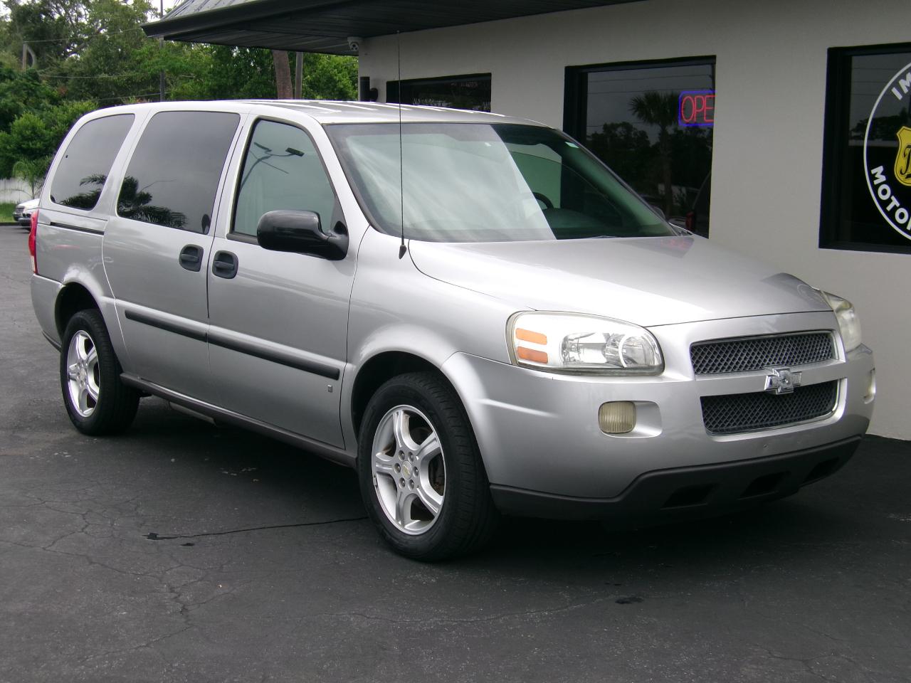 Chevrolet Uplander  2008