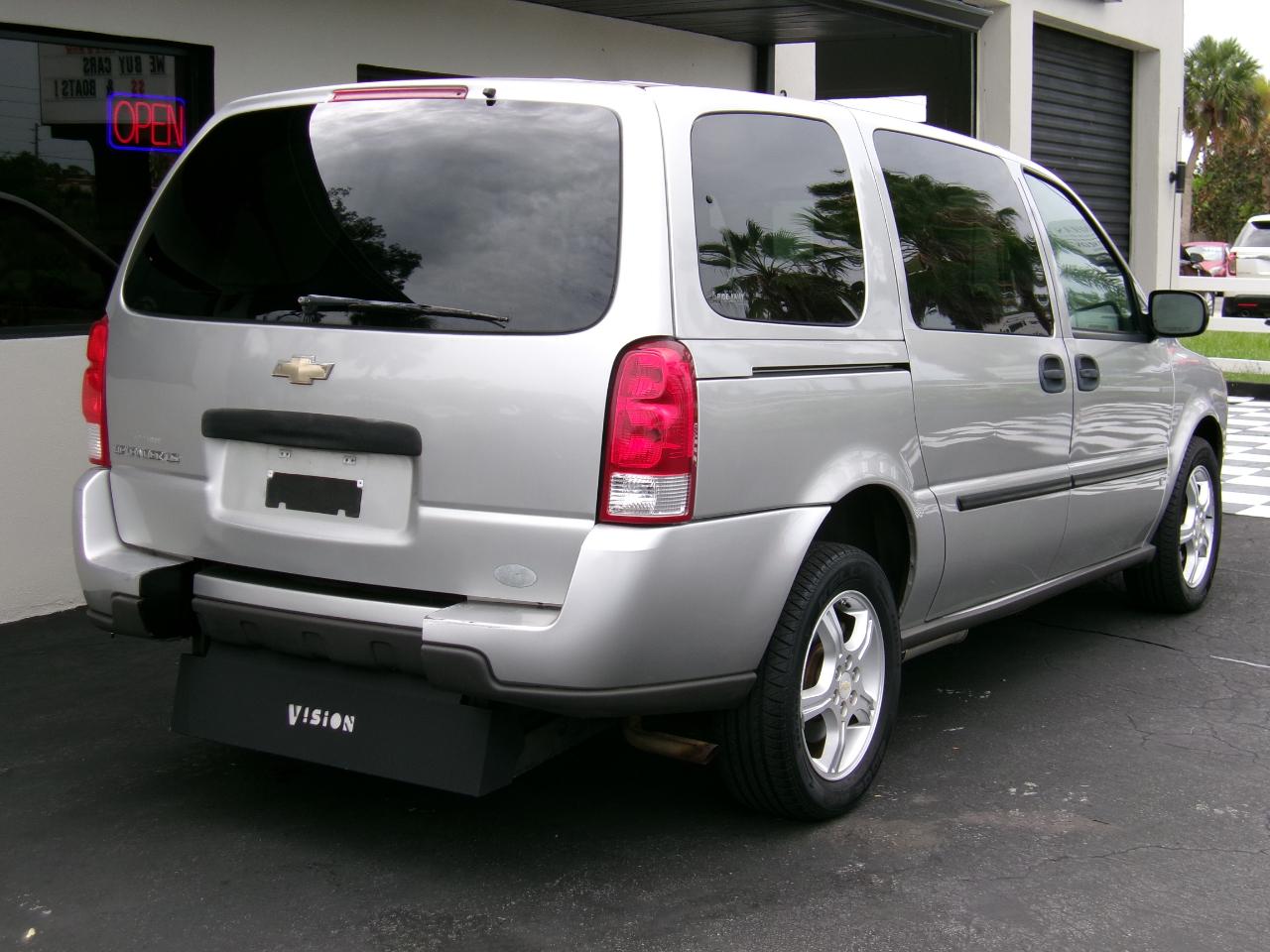 Chevrolet Uplander  2008