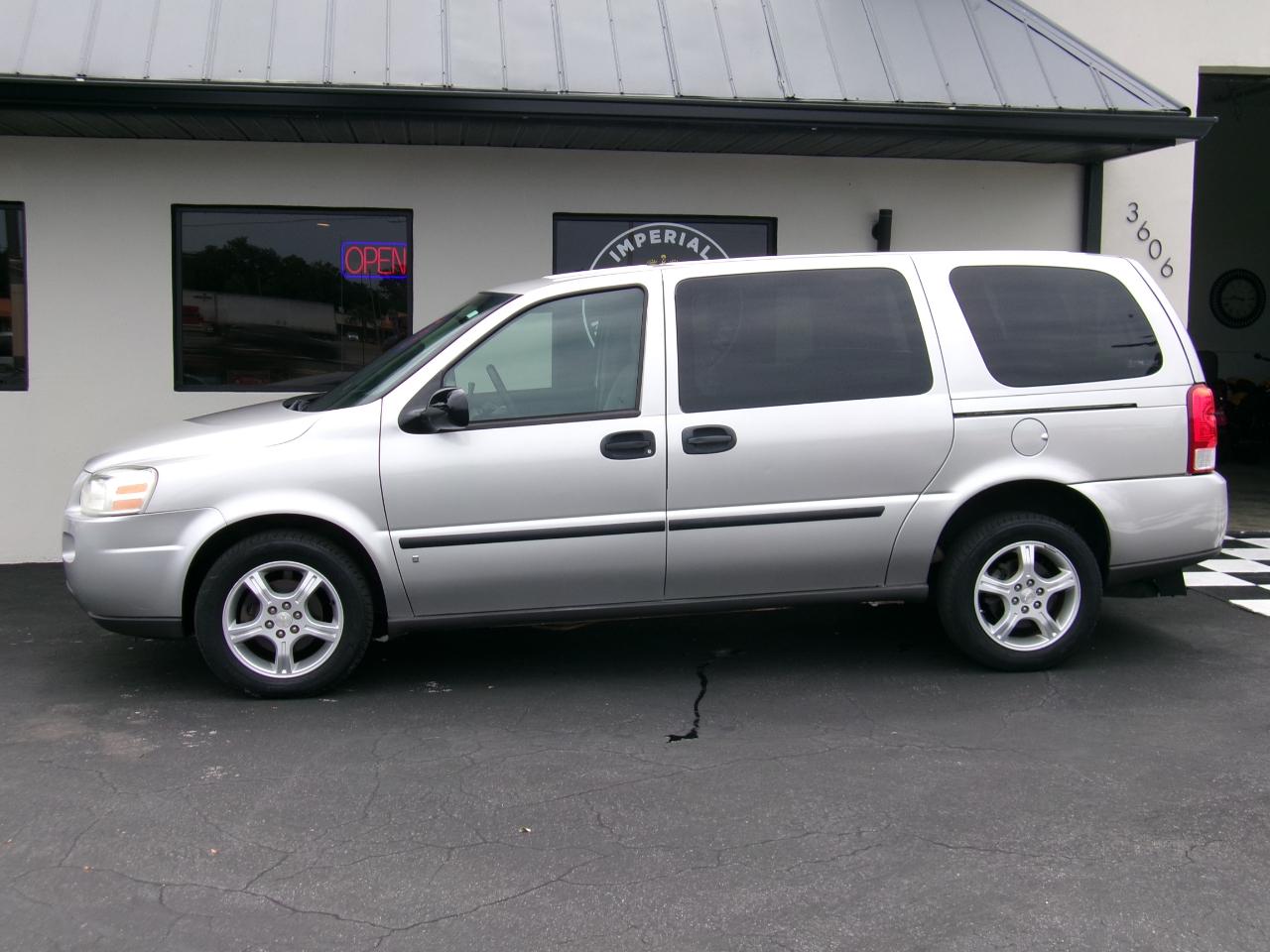 Chevrolet Uplander  2008