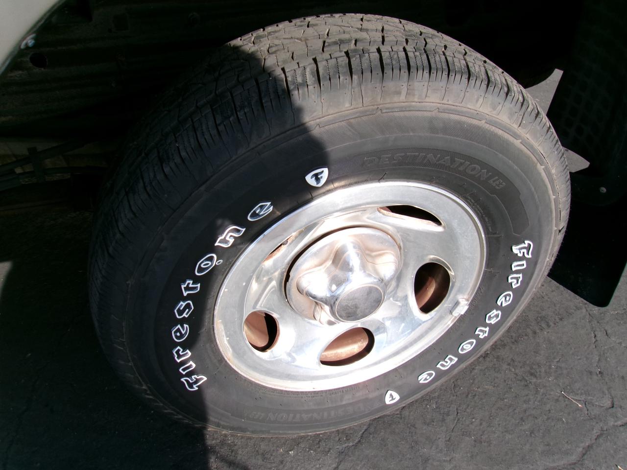 Ford F-150 XLT SuperCrew 2WD 2001