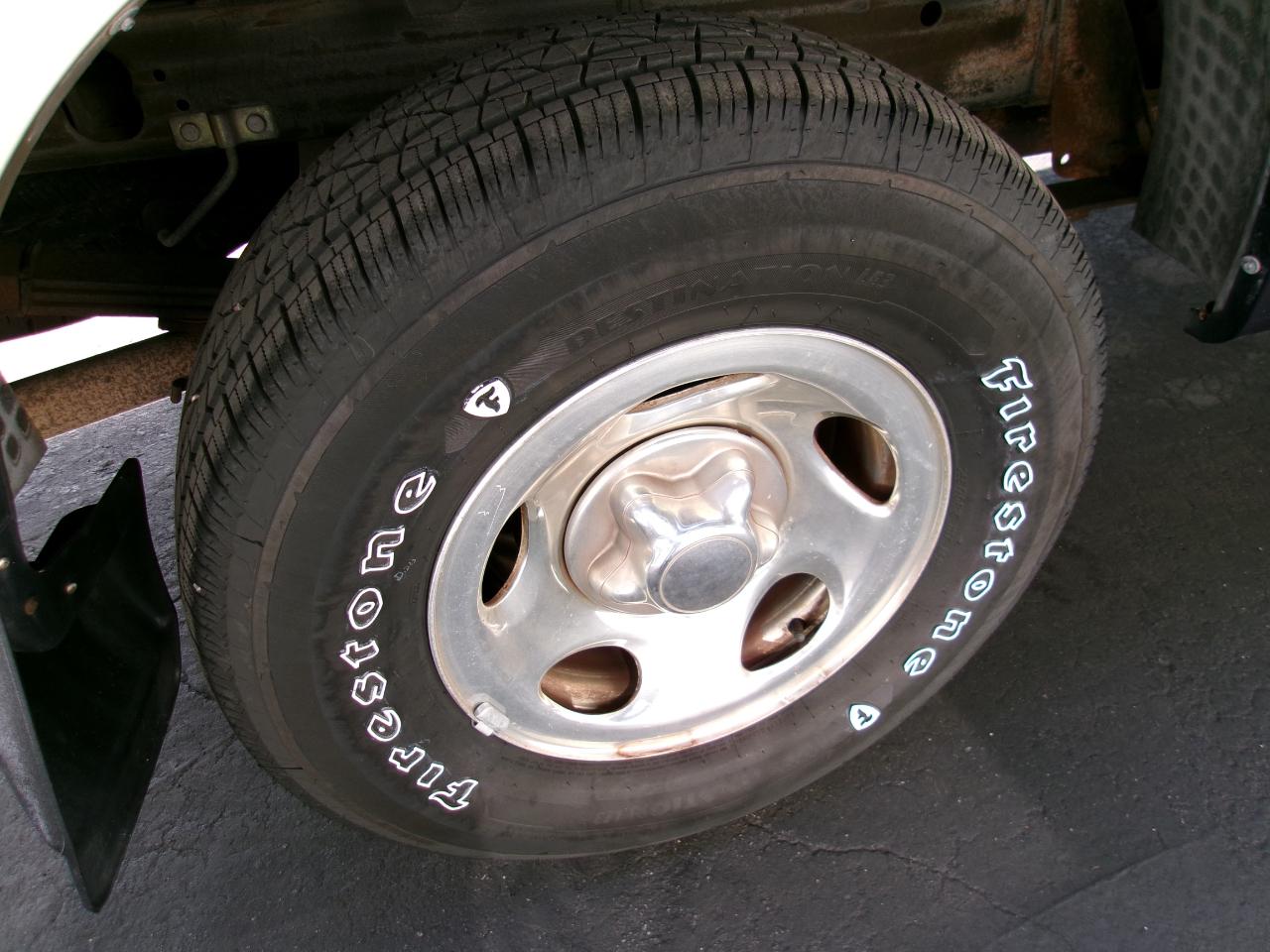 Ford F-150 XLT SuperCrew 2WD 2001