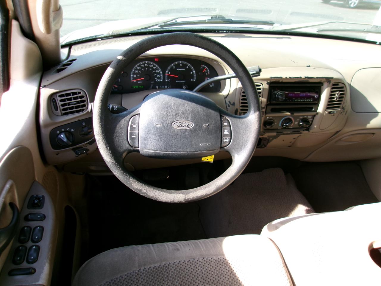 Ford F-150 XLT SuperCrew 2WD 2001