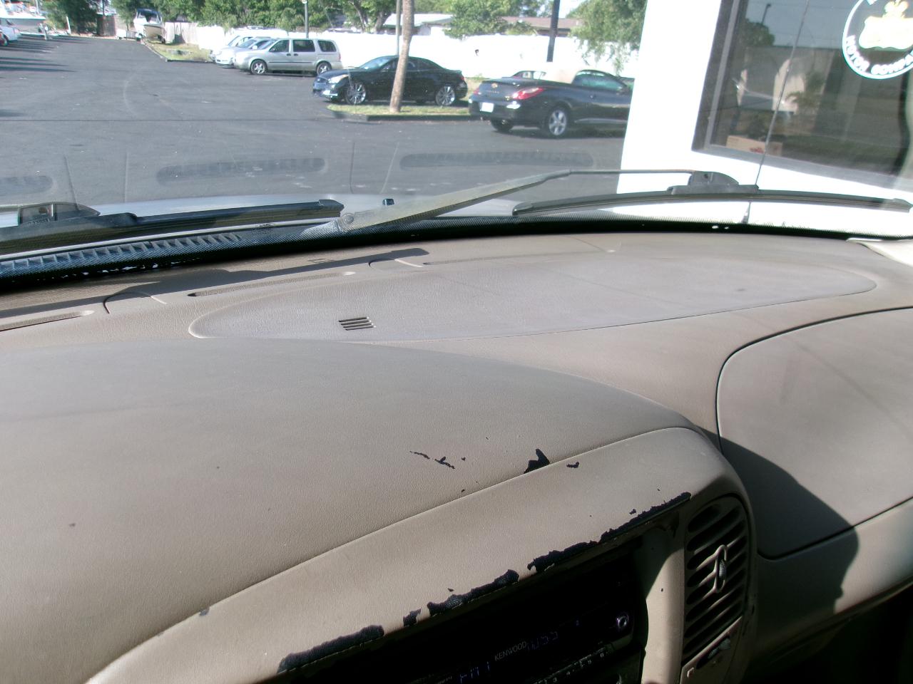 Ford F-150 XLT SuperCrew 2WD 2001