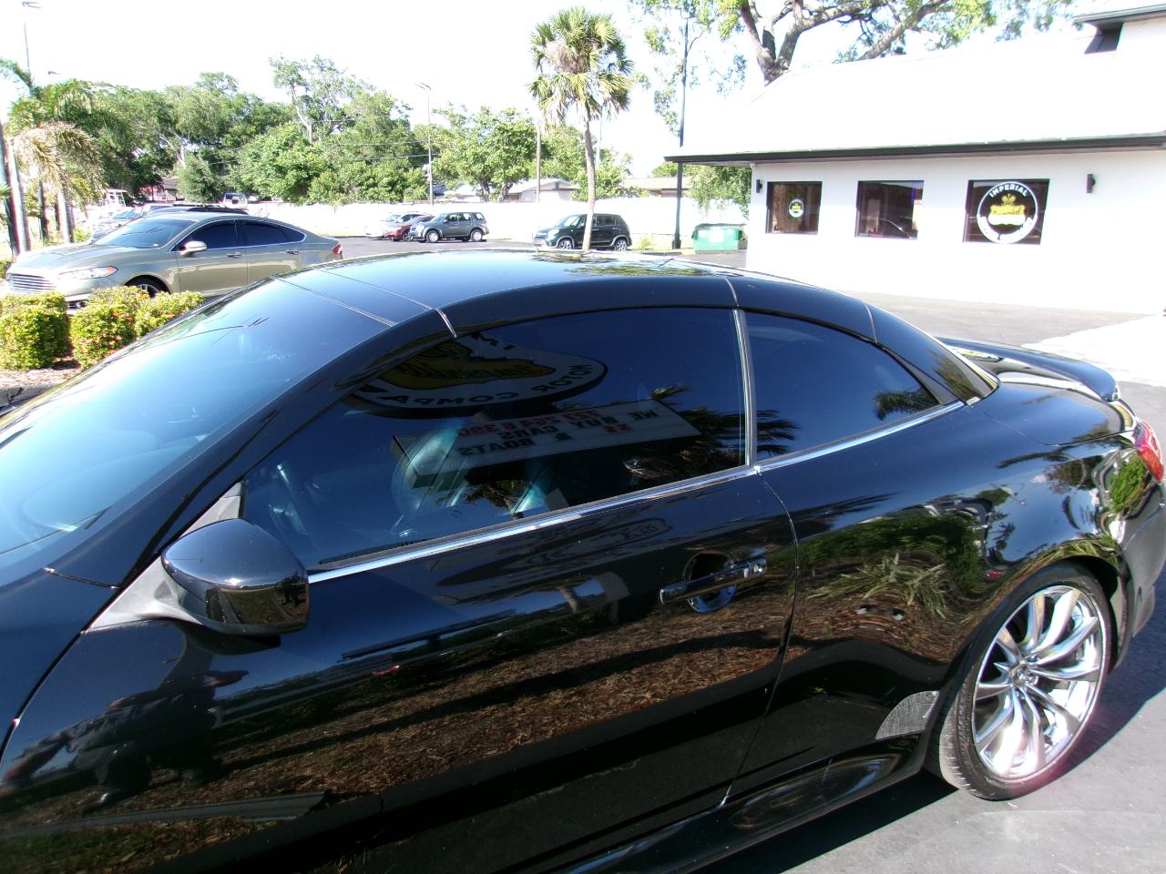 Infiniti G Convertible  2010