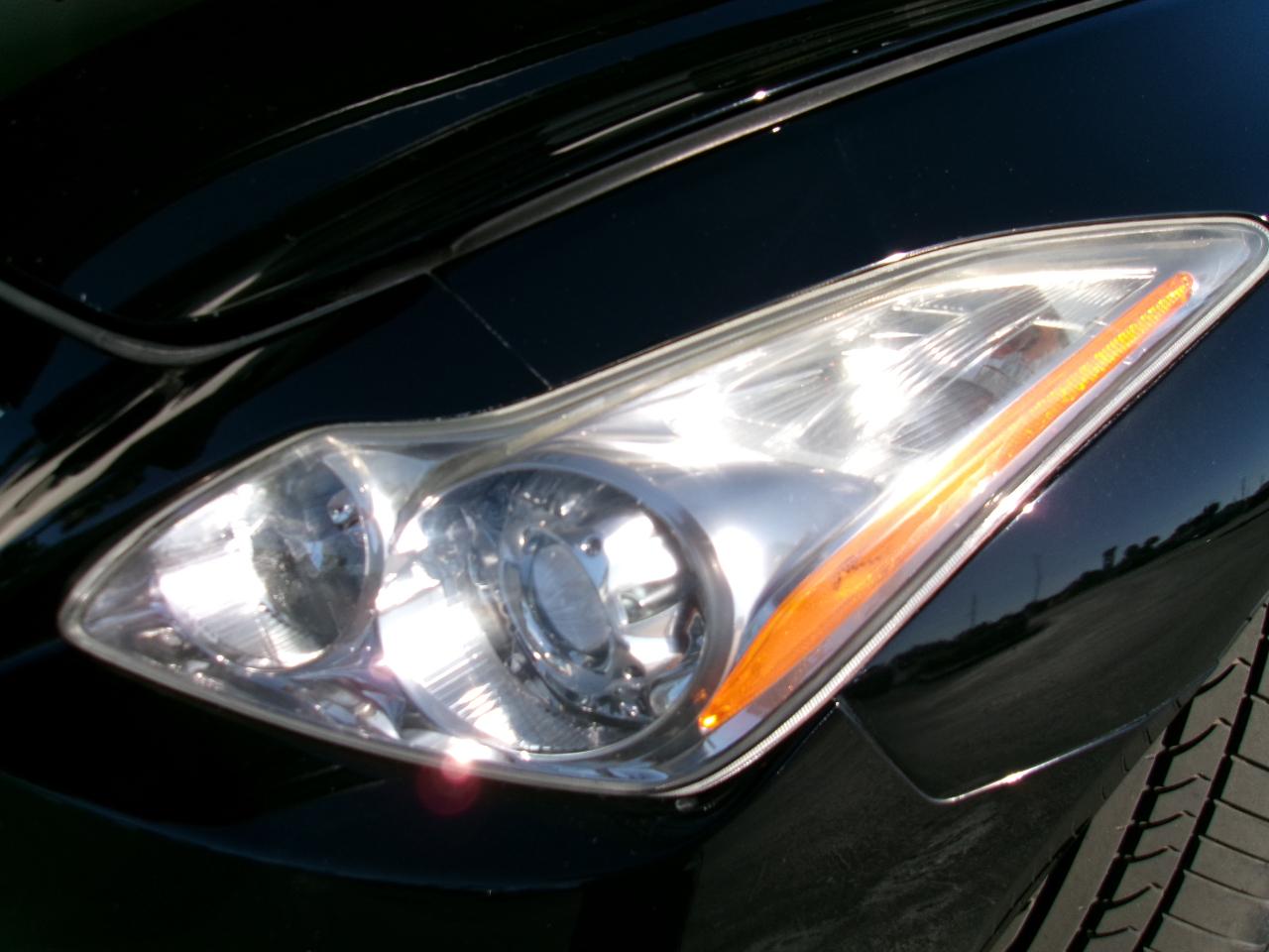 Infiniti G Convertible  2010