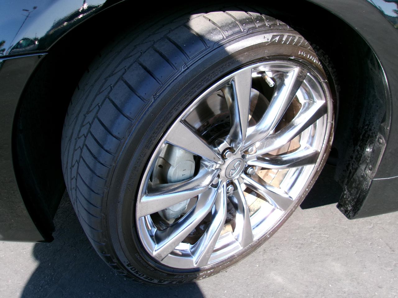 Infiniti G Convertible  2010
