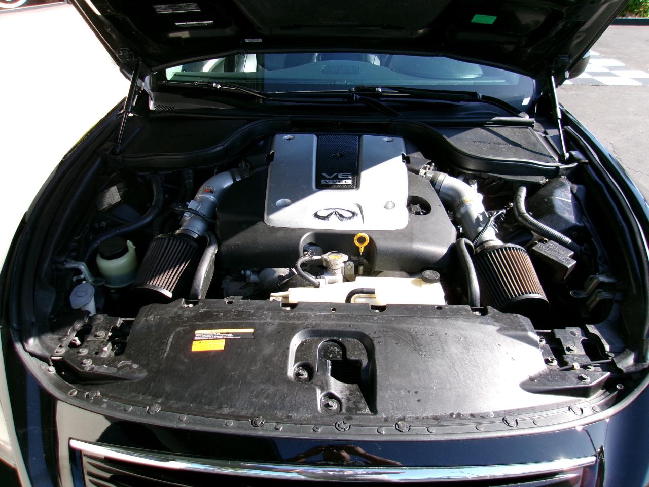 Infiniti G Convertible  2010