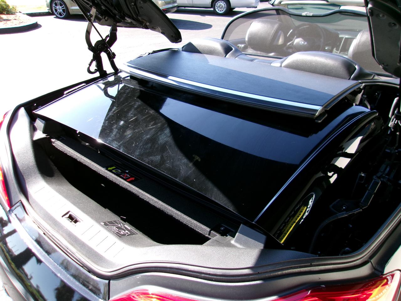 Infiniti G Convertible  2010