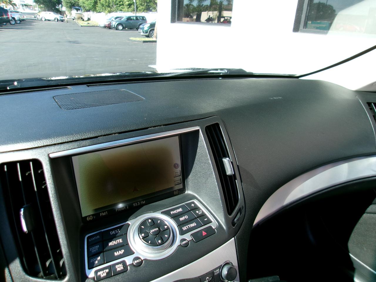 Infiniti G Convertible  2010