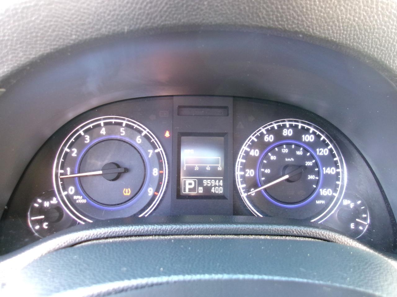 Infiniti G Convertible  2010