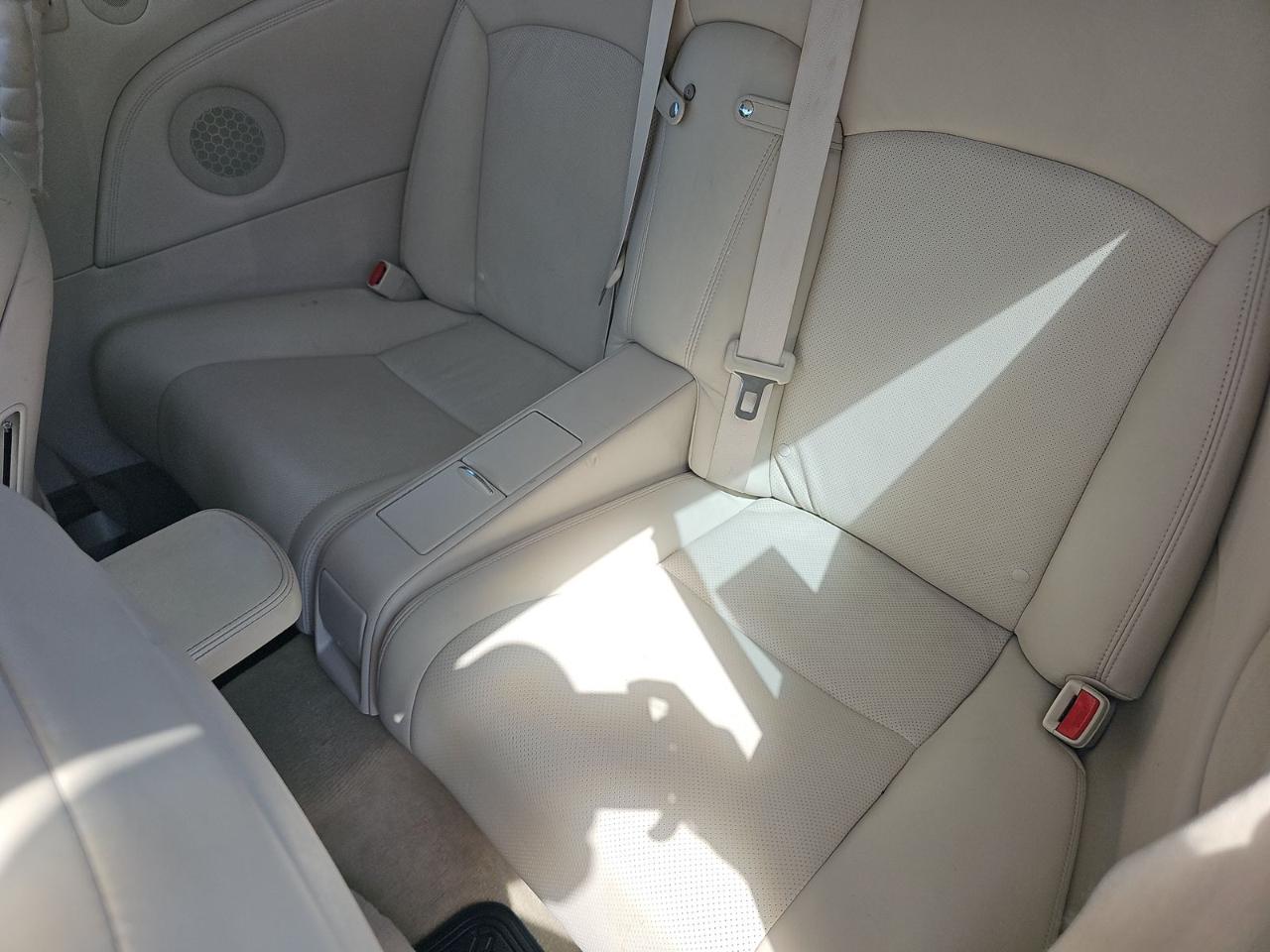 Lexus IS C IS 350C 2010