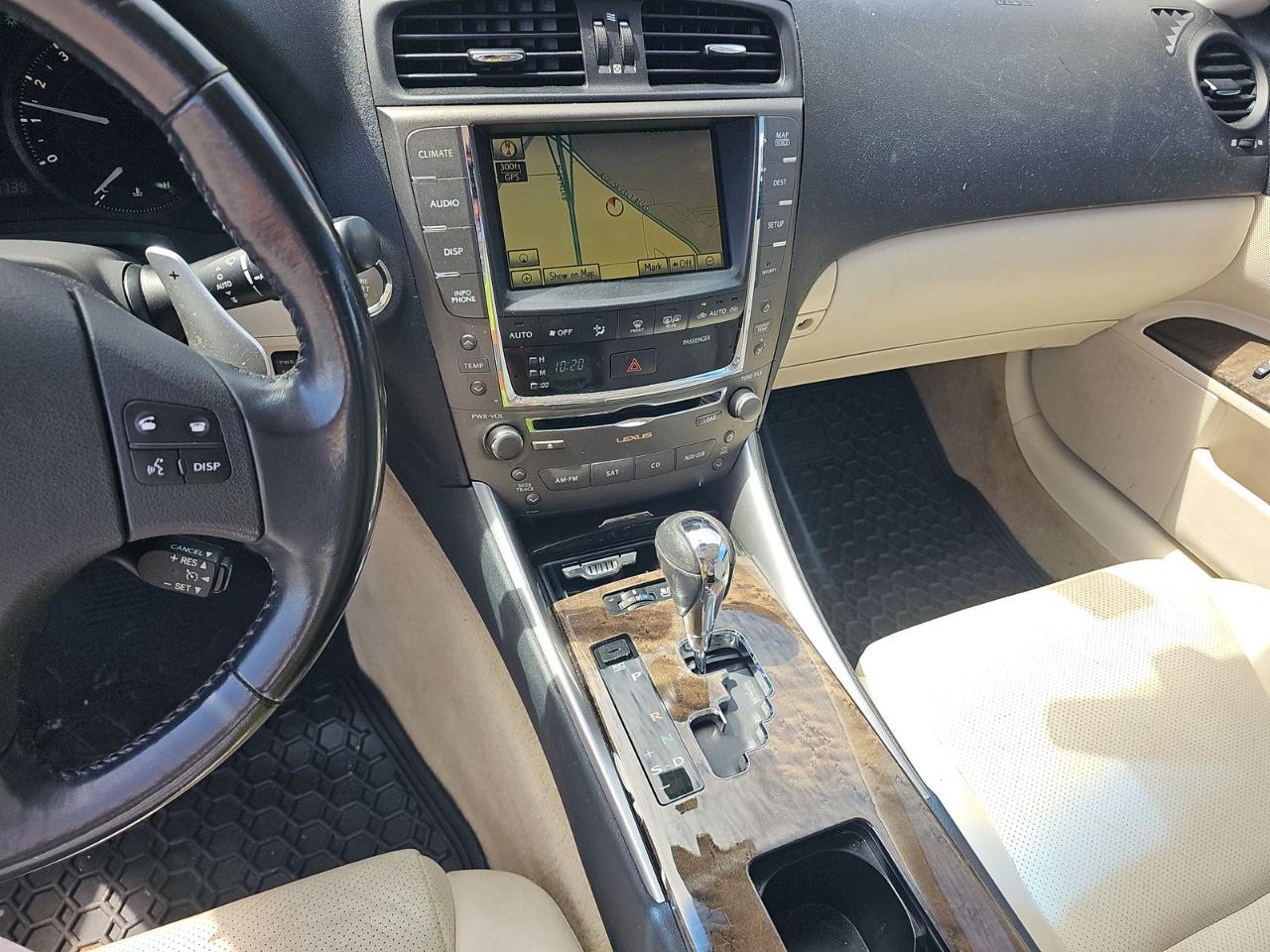 Lexus IS C IS 350C 2010