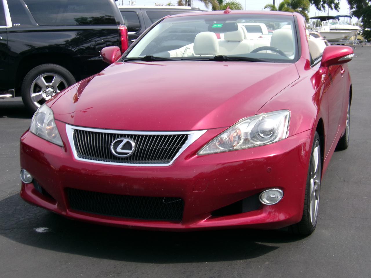 Lexus IS C IS 350C 2010
