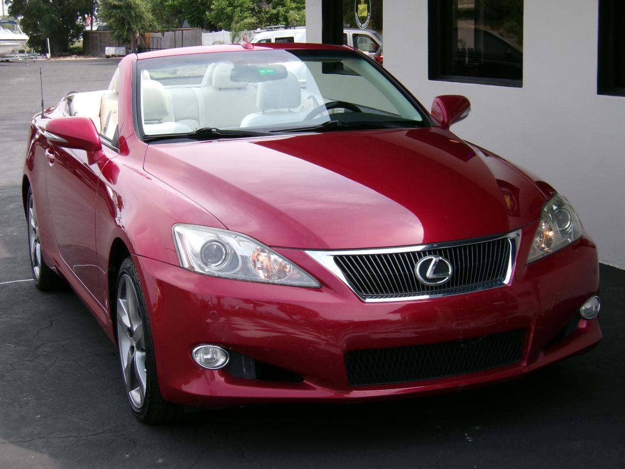 Lexus IS C IS 350C 2010
