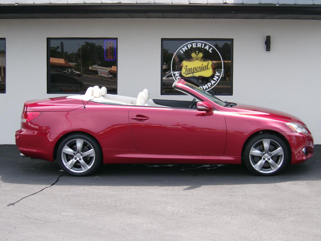 Lexus IS C IS 350C 2010