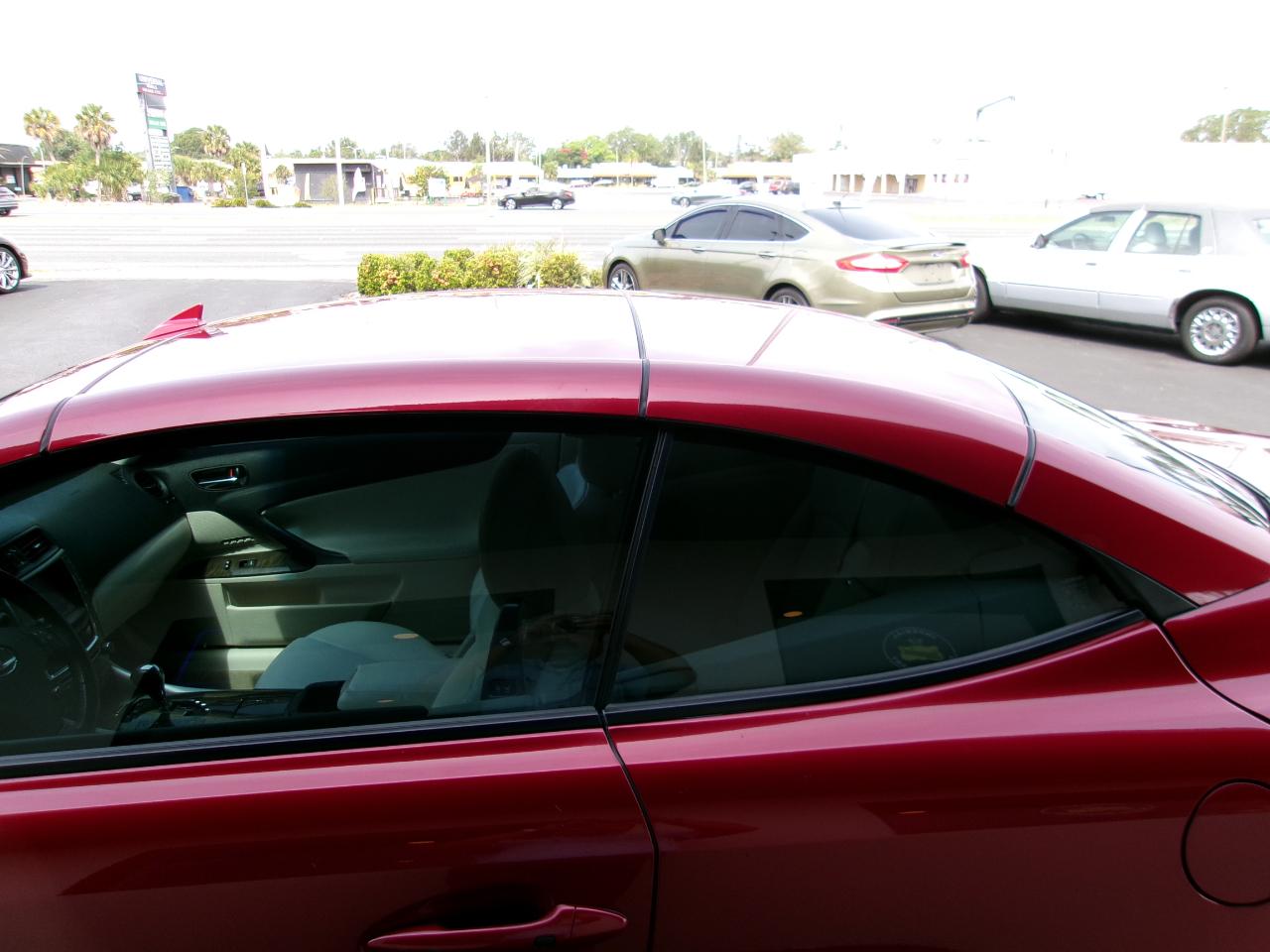Lexus IS C IS 350C 2010