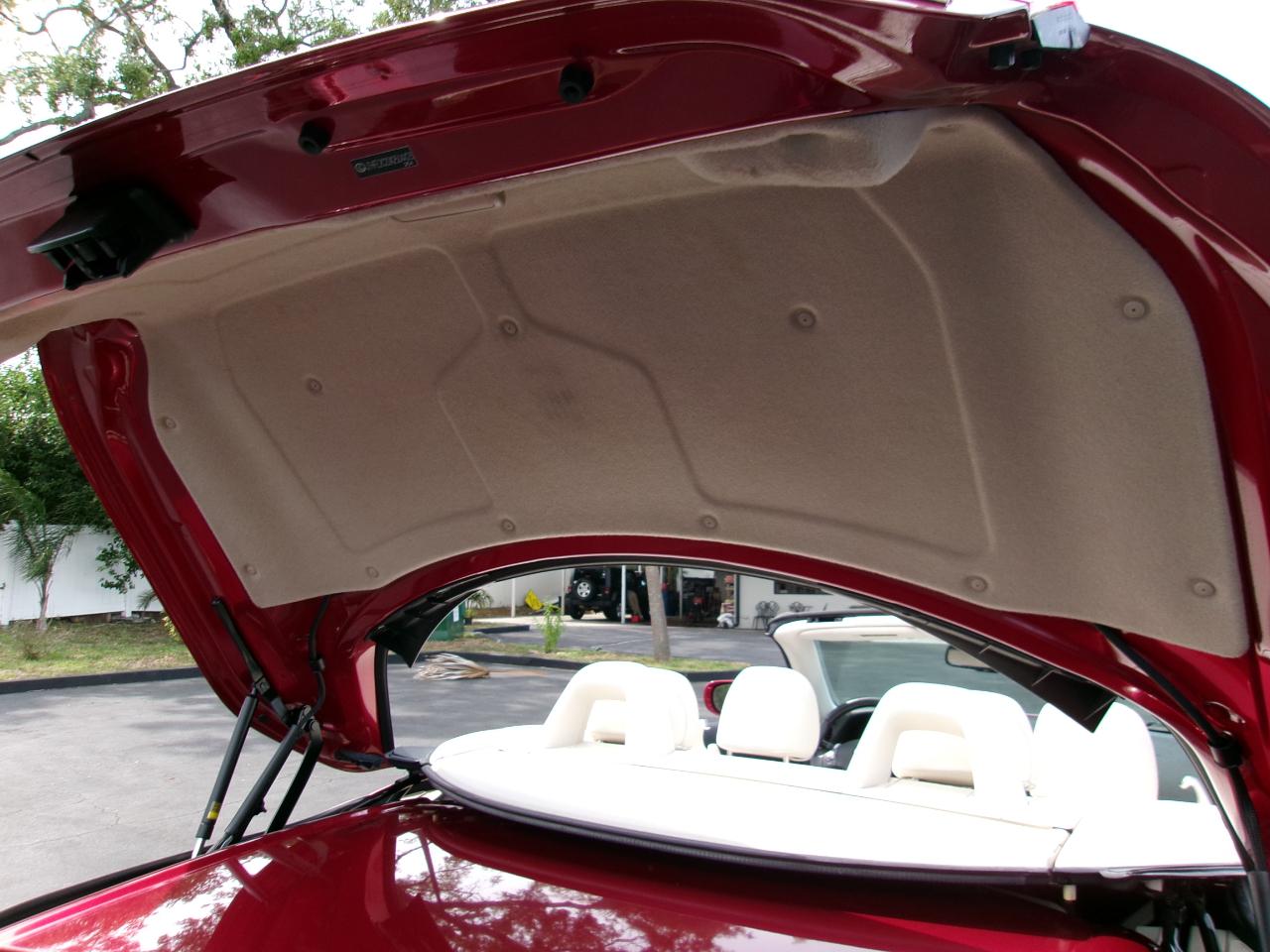 Lexus IS C IS 350C 2010