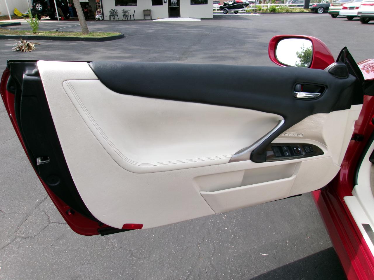 Lexus IS C IS 350C 2010