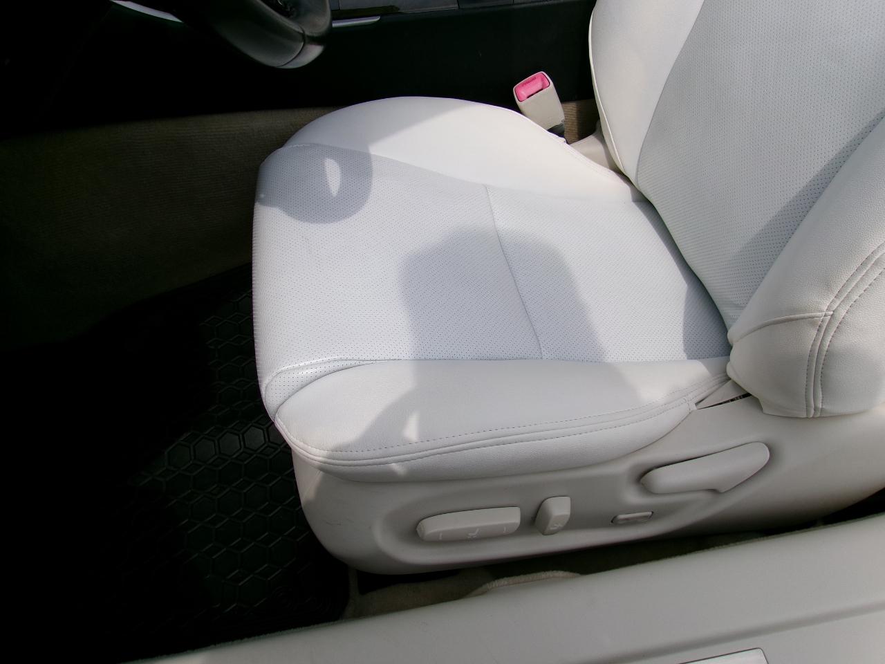 Lexus IS C IS 350C 2010