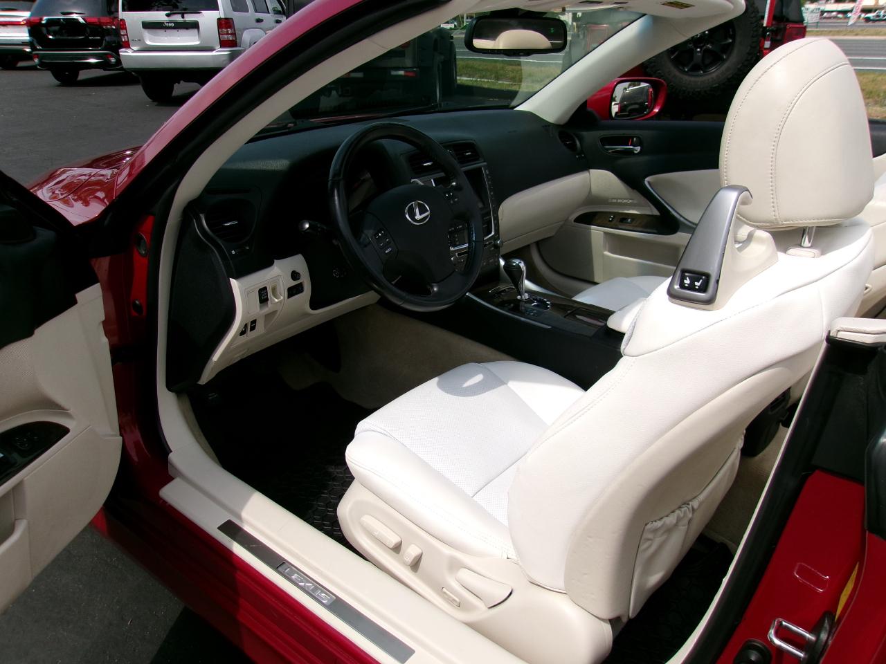 Lexus IS C IS 350C 2010
