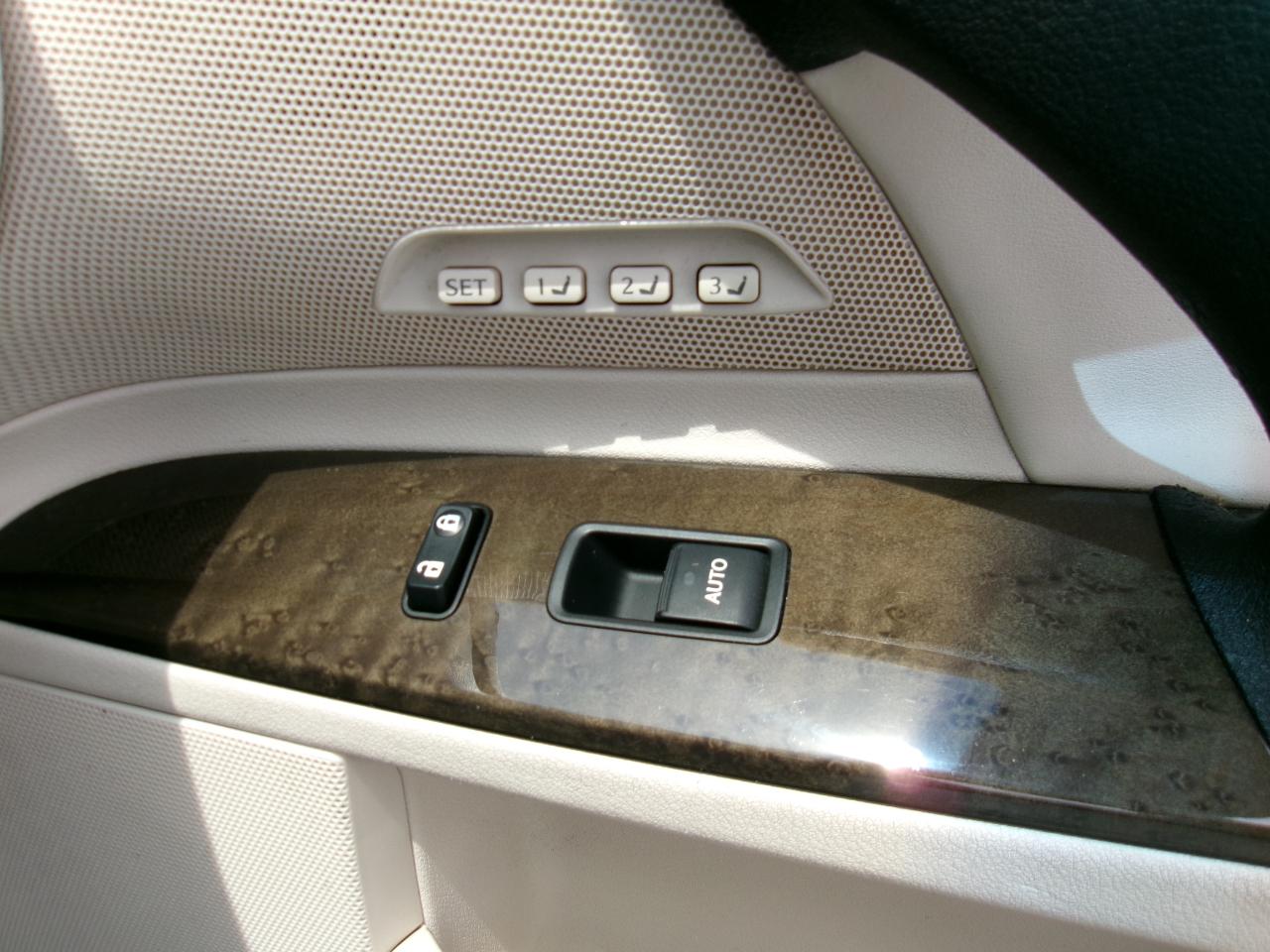 Lexus IS C IS 350C 2010